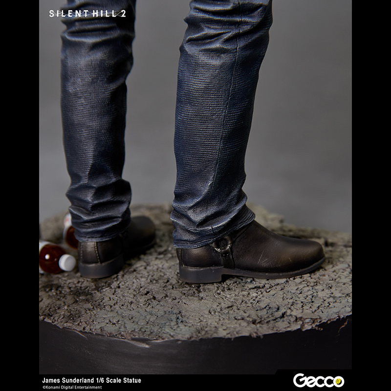 SILENT HILL 2/ James Sunderland 1/6 Scale Statue
